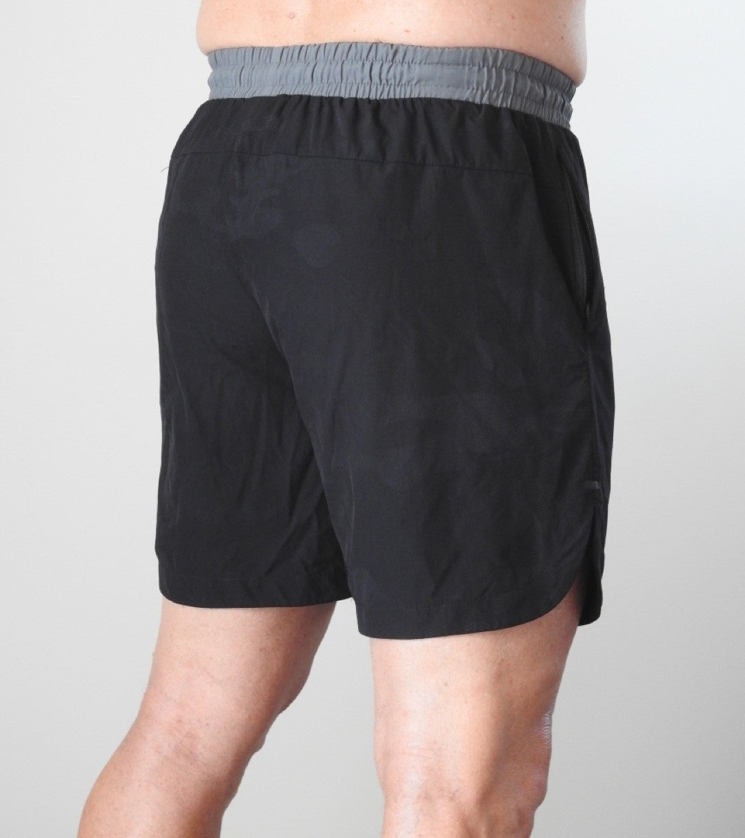 Tyler Mens Camo Shorts
