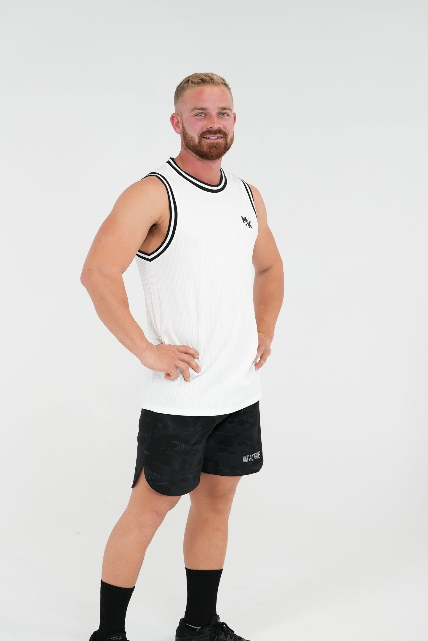 Mitch Singlet