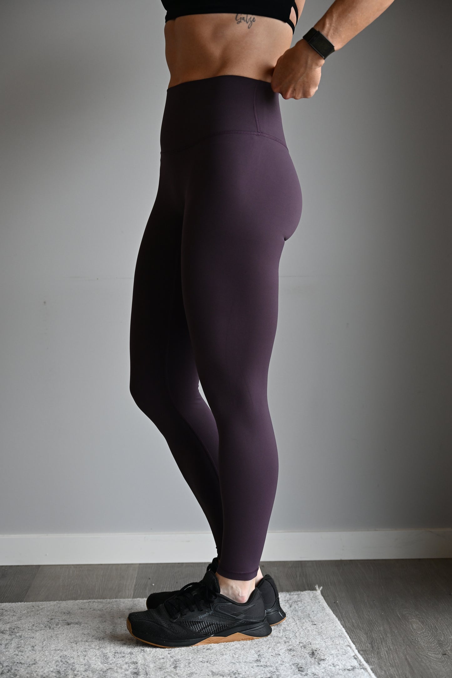Pieta Tights
